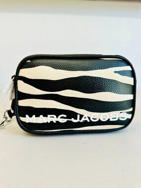 MARC JACOBS ZEBRA BOLD FLASH LEATHER THE SNAPSHOT CROSSBODY CAMERA BAG $350